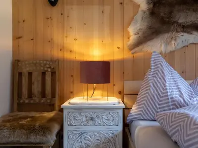 Ein Bett oder Betten in einem Zimmer der Unterkunft Apartment Chalet Lerchweid Lenk by Interhome