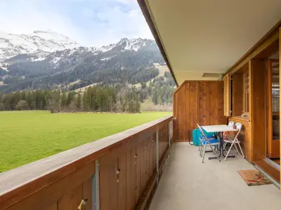 Ein allgemeiner Bergblick oder ein Berglick von der Ferienwohnung aus
