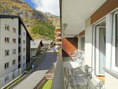Ein allgemeiner Bergblick oder ein Berglick von der Ferienwohnung aus