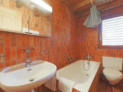 Ein Badezimmer in der Unterkunft Apartment Haus Rollin by Interhome