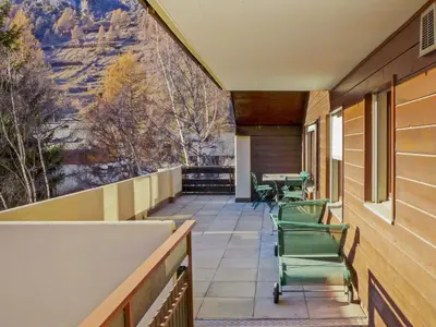 Ein allgemeiner Bergblick oder ein Berglick von der Ferienwohnung aus