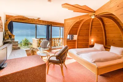Ein Bett oder Betten in einem Zimmer der Unterkunft Hotel Lindenhof by Crossworld AG