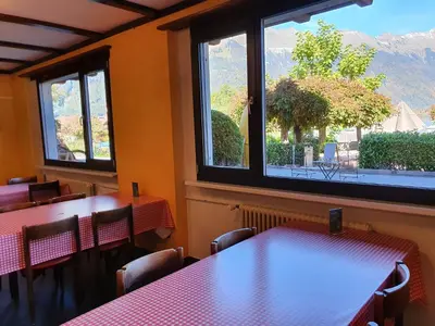 Ein allgemeiner Bergblick oder ein Berglick von des Hostels aus