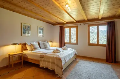Ein Bett oder Betten in einem Zimmer der Unterkunft Chalet Studen