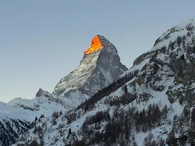 Ein allgemeiner Bergblick oder ein Berglick von der Ferienwohnung aus
