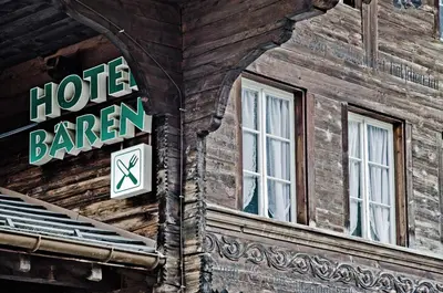 Ein Zertifikat, Auszeichnung, Logo oder anderes Dokument, das in der Unterkunft Hotel Bären Guttannen ausgestellt ist