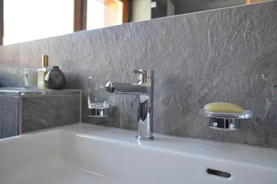 Ein Badezimmer in der Unterkunft Apartment Matterhorn - GRIWA RENT AG