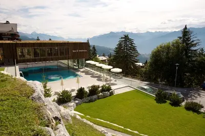 Der Swimmingpool an oder in der Nähe von Le Manoir de Champlan