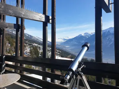Ein allgemeiner Bergblick oder ein Berglick von der Ferienwohnung aus