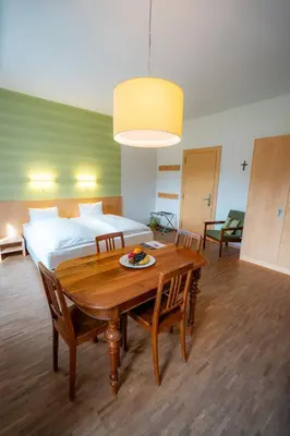 Ein Sitzbereich in der Unterkunft Hotel Haus Schönstatt contactless-Check-In