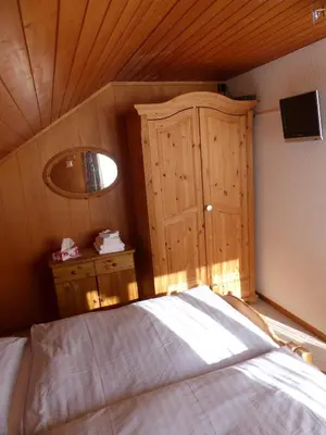 Ein Bett oder Betten in einem Zimmer der Unterkunft Gasthof Hirschen