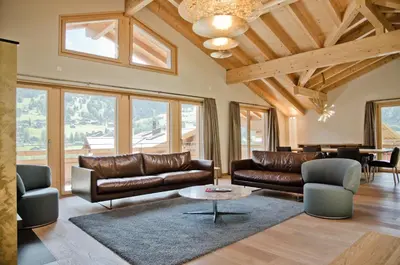 Ein Sitzbereich in der Unterkunft Chalet Rothenegg - GRIWA RENT AG