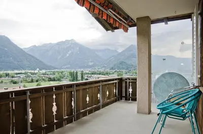 Ein allgemeiner Bergblick oder ein Berglick von der Ferienwohnung aus