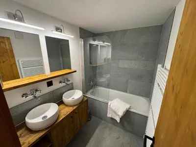 Ein Badezimmer in der Unterkunft Apartment Belvedere