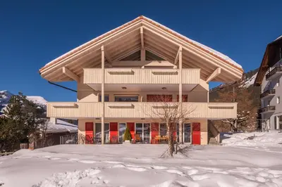 Das Gebäude in dem sich die Ferienwohnung befindet