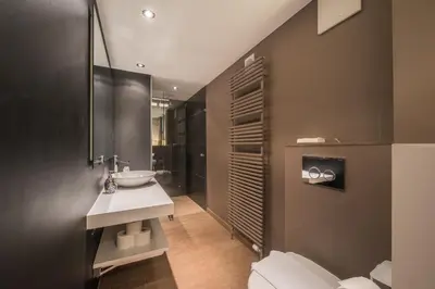 Ein Badezimmer in der Unterkunft Schweizerheim Residence 11
