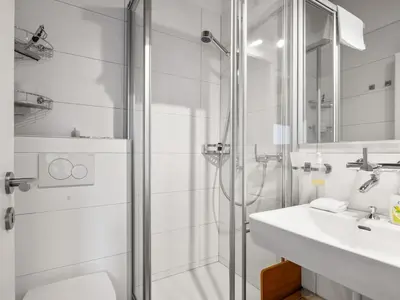 Ein Badezimmer in der Unterkunft Apartment Aragon P36 by Interhome