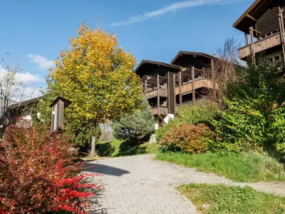 Ein Garten an der Unterkunft Apartment Aragon P36 by Interhome