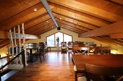 Ein Restaurant oder anderes Speiselokal in der Unterkunft Zimmer Mamma Mia
