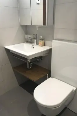 Ein Badezimmer in der Unterkunft Apartment Almenrausch 1- OG Süd-Ost by Interhome