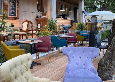 Ein Sitzbereich in der Unterkunft DU GLACIER Boutique & Traditions Hotel
