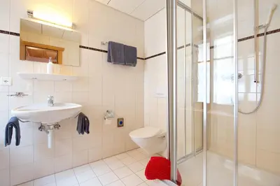 Ein Badezimmer in der Unterkunft Hotel Bahnhof