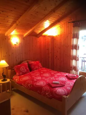 Ein Bett oder Betten in einem Zimmer der Unterkunft Chalet Pattier