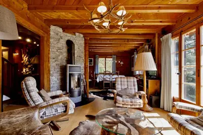 Ein Sitzbereich in der Unterkunft Magnifique chalet familial pour 10 personnes au coeur de Nax