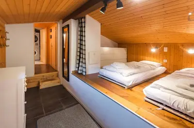 Ein Bett oder Betten in einem Zimmer der Unterkunft Charming Little Chalet for 6 People & Free Ski Lockers