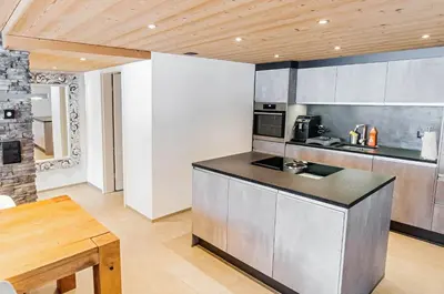 Küche/Küchenzeile in der Unterkunft Chic Alpine Apartment for 5 - Perfect for skiers