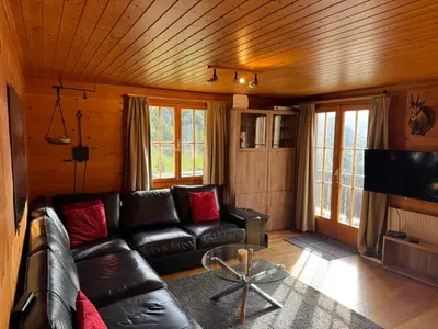Ein Sitzbereich in der Unterkunft Chalet Berken