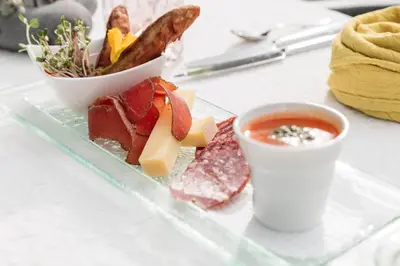 Essen im Hotel oder in der Nähe