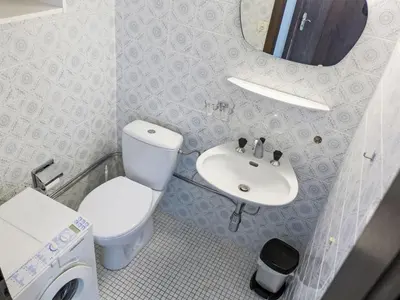 Ein Badezimmer in der Unterkunft Apartment Eden Roc 29 by Interhome
