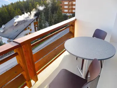 Ein Balkon oder eine Terrasse in der Unterkunft Apartment Grand-Large A 22 by Interhome