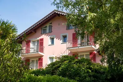 Das Gebäude in dem sich das Hotel befindet