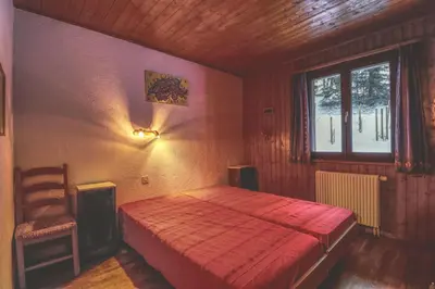 Ein Bett oder Betten in einem Zimmer der Unterkunft Modern and well equipped apartment, 500m from the 4 Vallées ski area