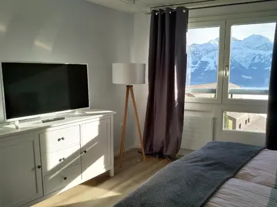 Ein allgemeiner Bergblick oder ein Berglick von der Ferienwohnung aus