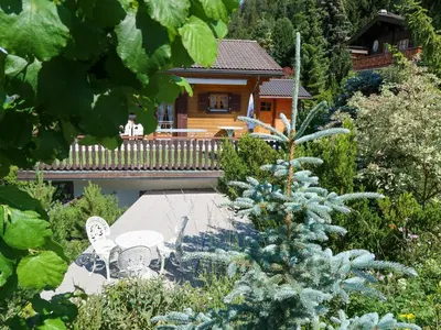 Ein Garten an der Unterkunft Chalet Eloise by Interhome
