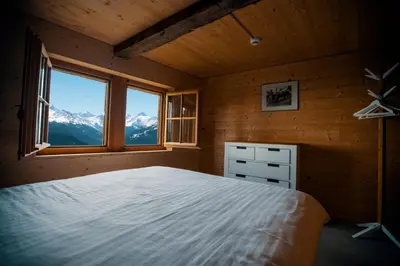 Ein Bett oder Betten in einem Zimmer der Unterkunft Le Mayen de Colombire