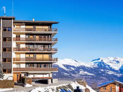 Ein allgemeiner Bergblick oder ein Berglick von der Ferienwohnung aus