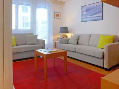 Ein Sitzbereich in der Unterkunft Apartment Roger-1 by Interhome