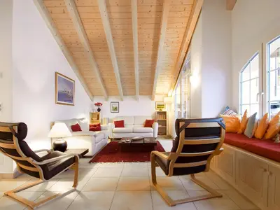 Ein Sitzbereich in der Unterkunft Apartment Aquila by Interhome