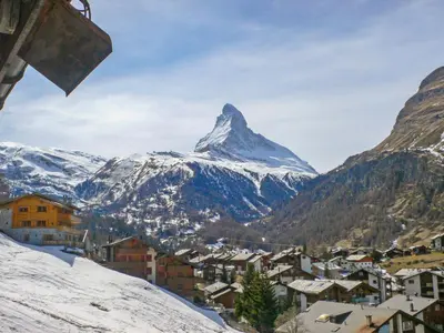 Ein allgemeiner Bergblick oder ein Berglick von der Ferienwohnung aus