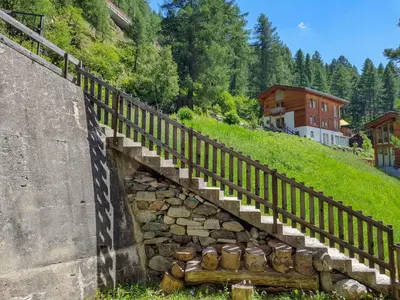 Ein Garten an der Unterkunft Apartment Kondor by Interhome