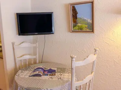 TV/Unterhaltungsangebot in der Unterkunft Apartment Milihaus A by Interhome