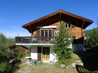 Das Gebäude in dem sich das Chalet befindet