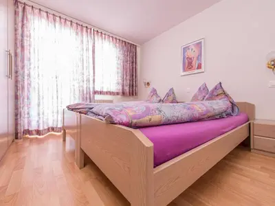 Ein Bett oder Betten in einem Zimmer der Unterkunft Apartment Azurit by Interhome