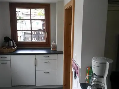 Küche/Küchenzeile in der Unterkunft Apartment ABC Ferienwohnung 3 1- OG Nord-Ost by Interhome