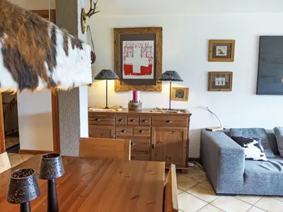 Ein Sitzbereich in der Unterkunft Apartment Résidence La Joie N- 1 by Interhome