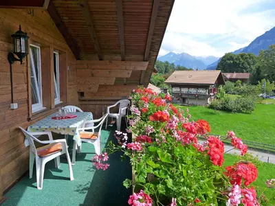 Ein allgemeiner Bergblick oder ein Berglick von der Ferienwohnung aus